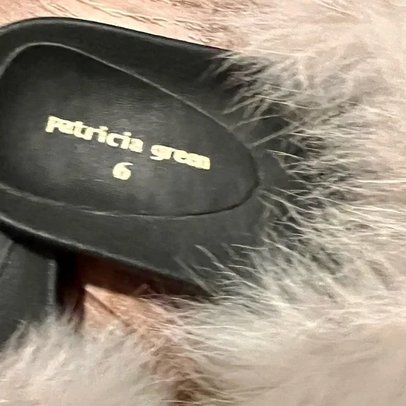 PATRICIA GREEN black slides with fur.. Size 6 - Picture 2 of 6